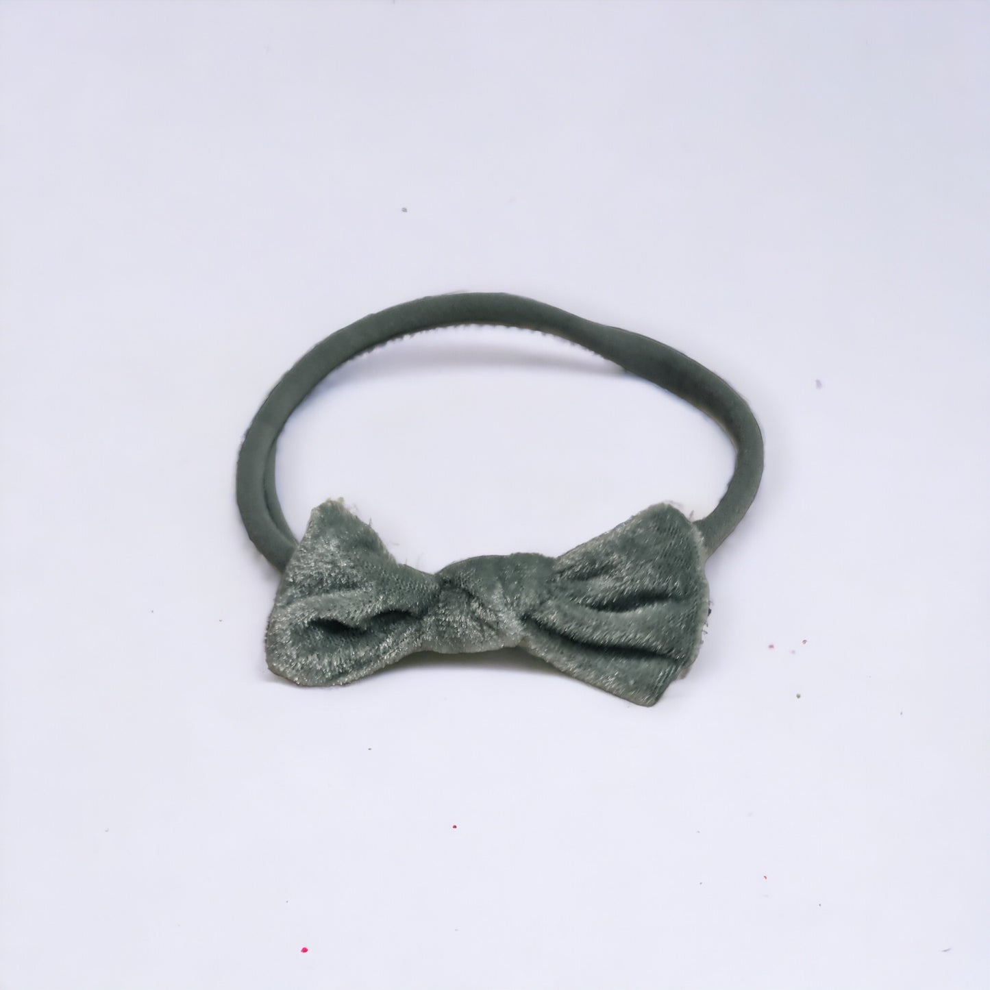 Moño chico velvet con banda elástica