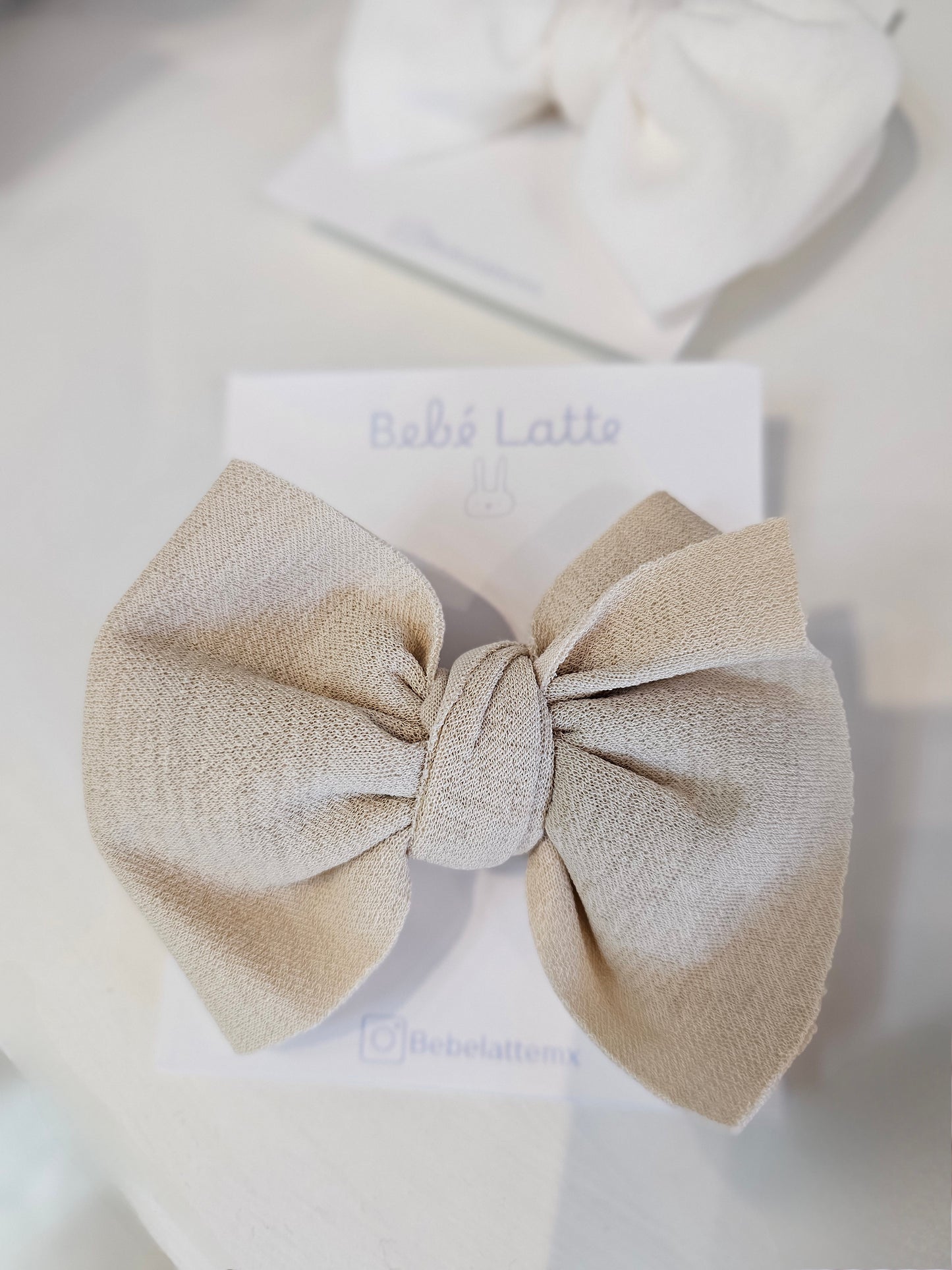 Moño con elastico diadema