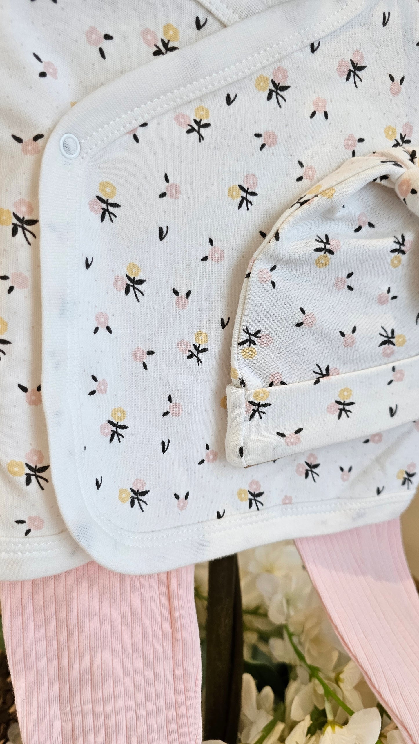 Set Bebé niña floral con gorro