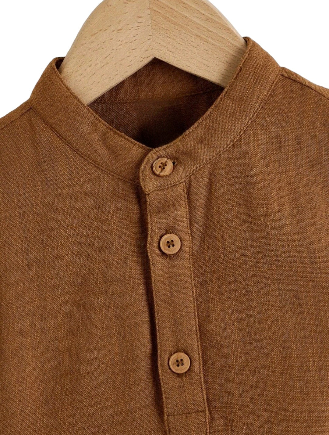 Conjunto Camisa Café y short beige