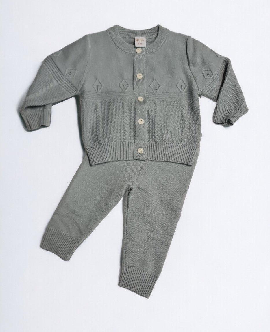 Conjunto cárdigan y pantalón tejido