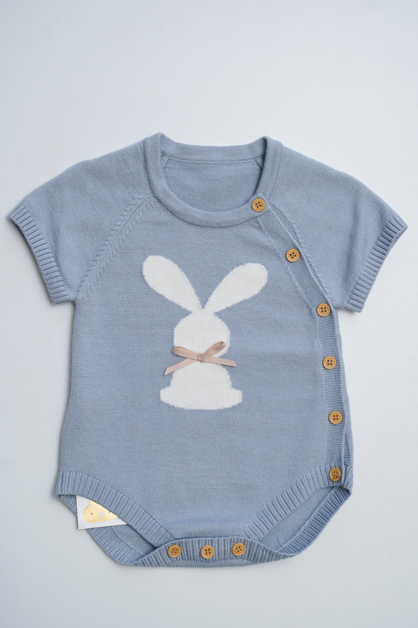Body azul con conejo