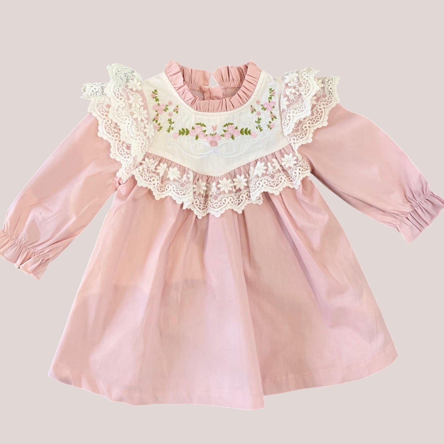 Vestido rosa cuello bordado flores