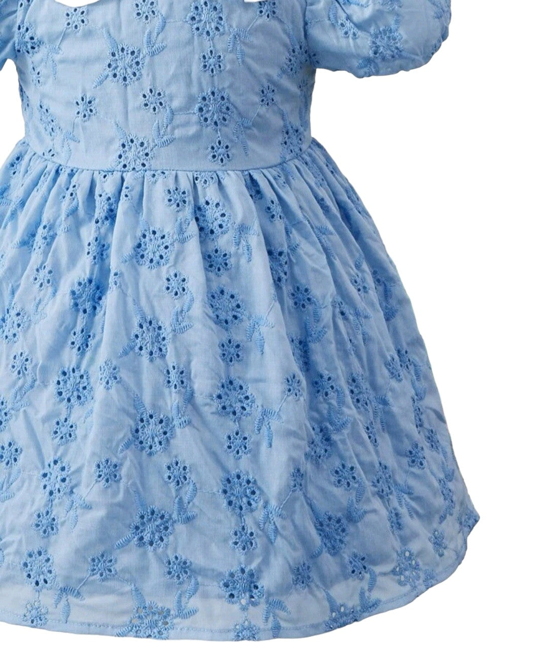 Vestido con bordado floral