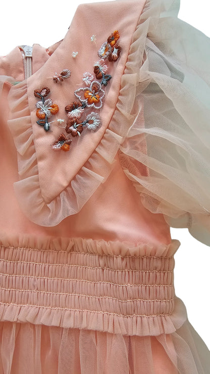 Vestido rosa cuello floral