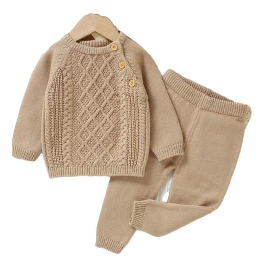 Conjunto suetér y pantalón tejido