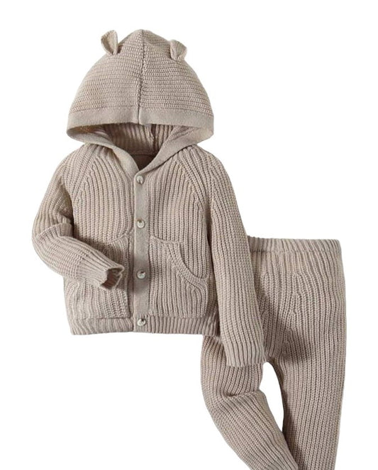 Pantalón y cárdigan con diseño de oreja