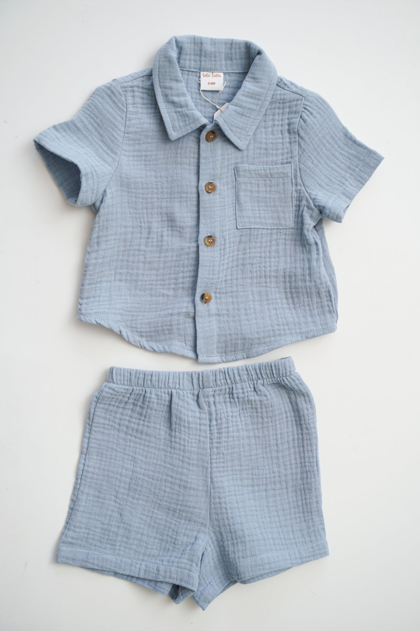Conjunto de short azul con bolsillo